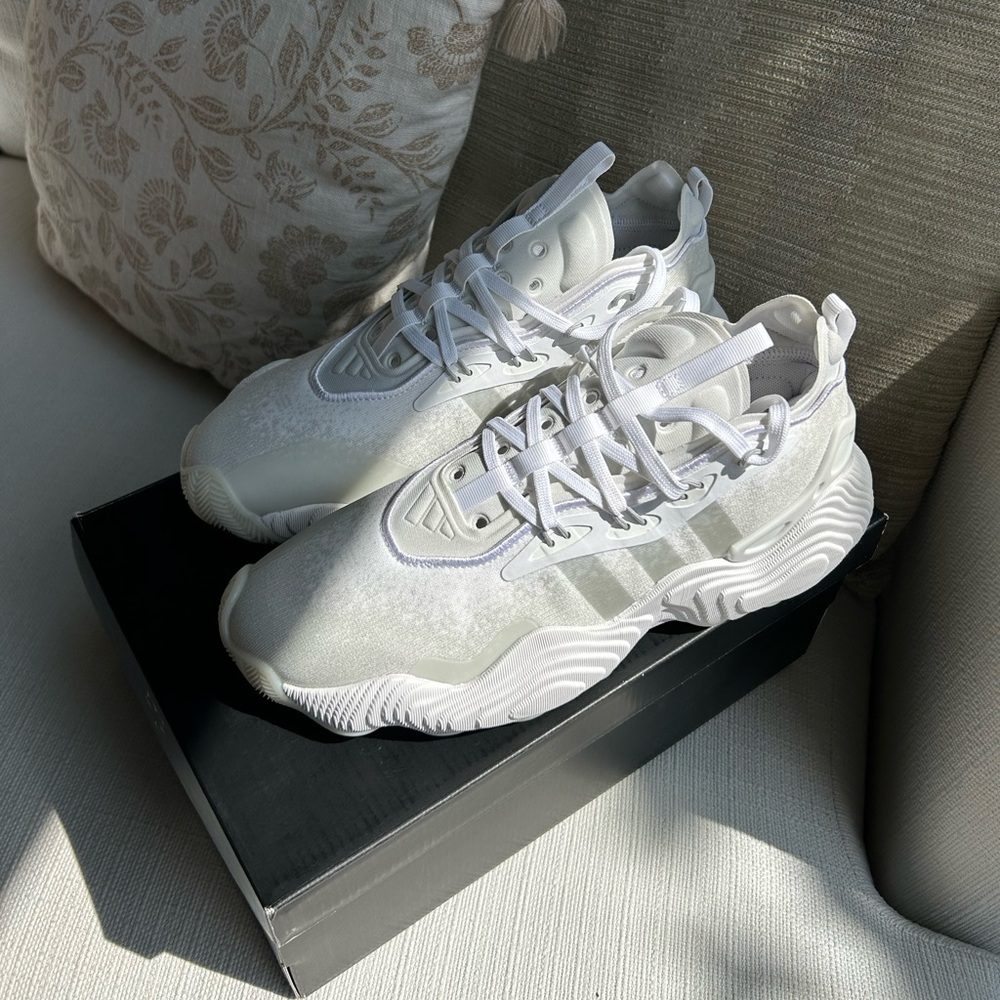 Adidas Trae Young 3 men’s basketball shoes
